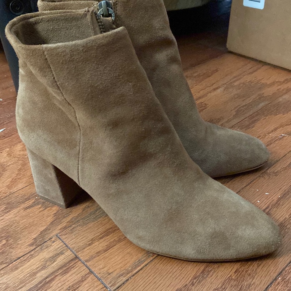 Splendid suede booties heels